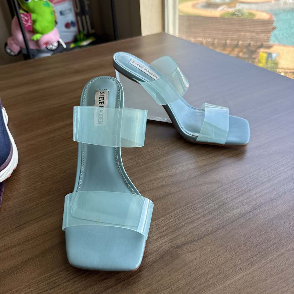 Ice Cube Blue Strapy Heels Size 8.5 Steve Madden